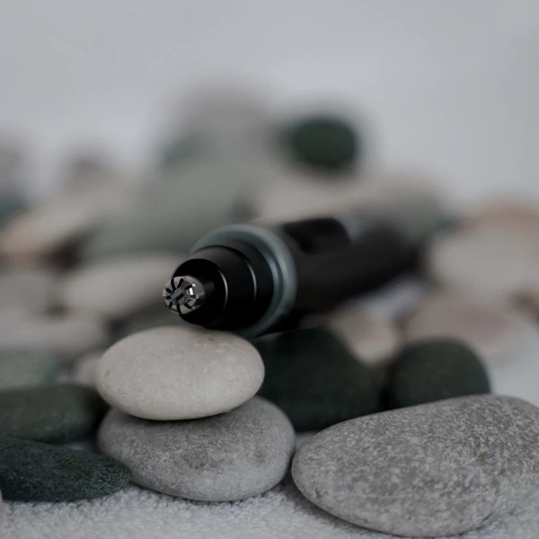 Триммер Aresa AR-2250