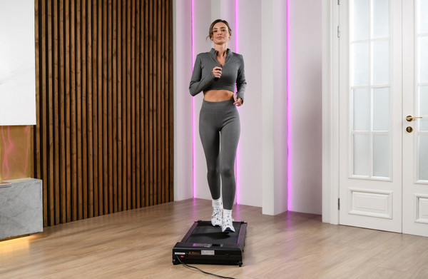 Электрическая беговая дорожка Orlauf Fitness Waldo 14404