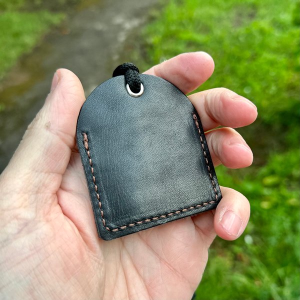 Оберег Wolves Ладанка 1031