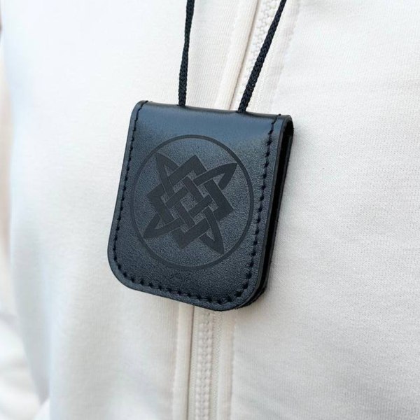 Оберег Wolves оберег Звезда Руси квадрат Сварога 1048