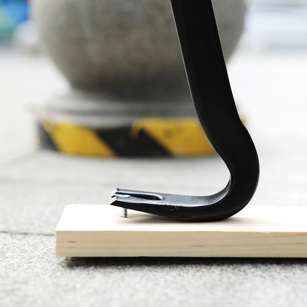 Лом Deli Гвоздодер EDL448902