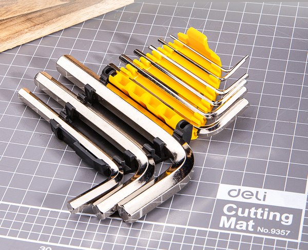 Набор ключей Deli EDL230009