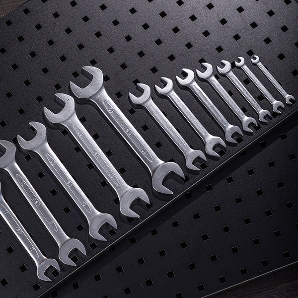 Набор ключей Deli EDL160012A