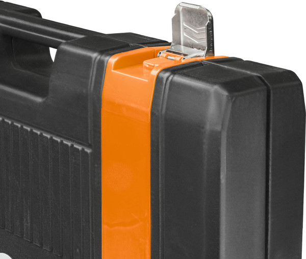 Универсальный набор инструментов Bort BTK-142U (93418705)