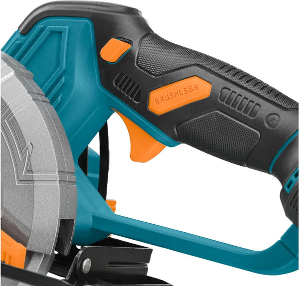 Дисковая пила Bort BHK-18Li-125 (93418583)