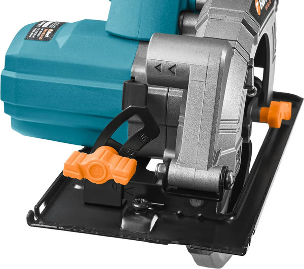 Дисковая пила Bort BHK-18Li-125 (93418583)