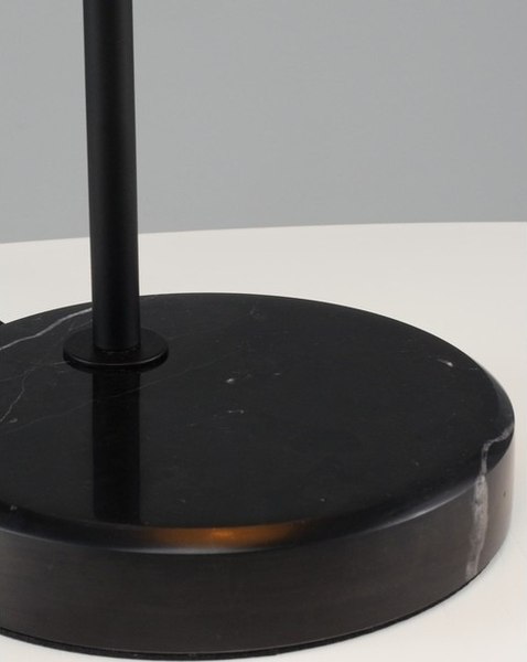 Настольная лампа Moderli Omaha / V11594-1T