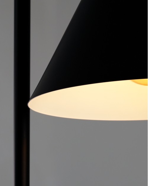 Торшер Moderli Omaha / V11591-1F