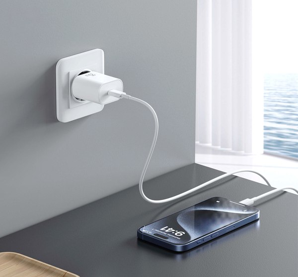 Зарядное устройство сетевое XO CE25 Lightning SET