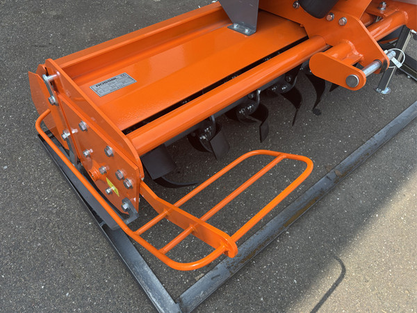 Почвофреза Rossel TL135