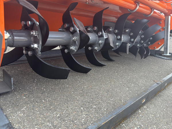 Почвофреза Rossel TL135