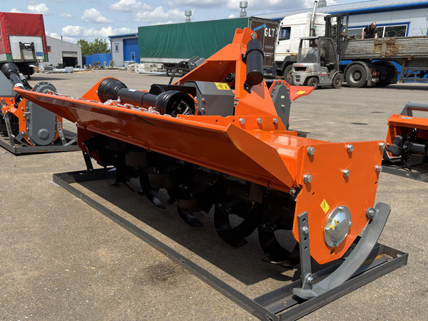 Почвофреза Rossel LG180