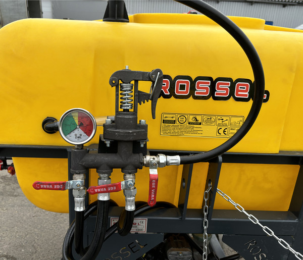 Опрыскиватель навесной Rossel 300P