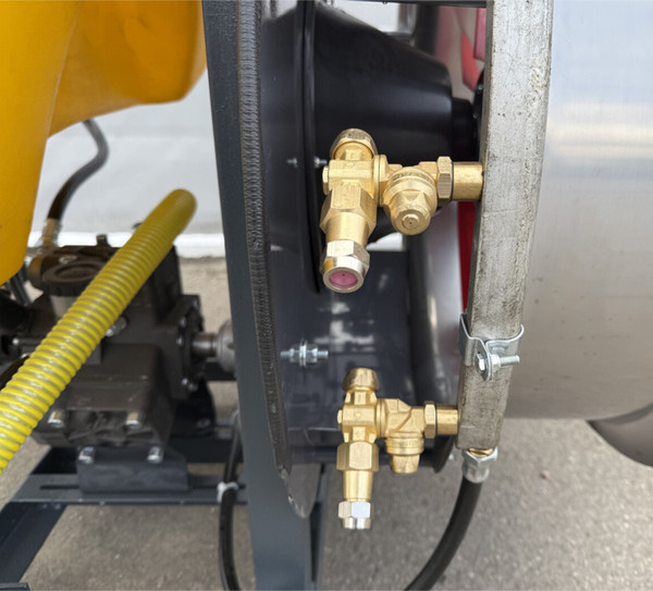 Опрыскиватель навесной Rossel 200S