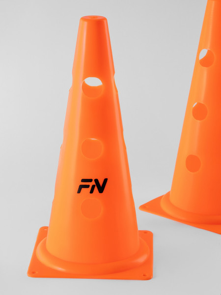 Конус тренировочный FN Cones With Holes / FN9032001-38-804