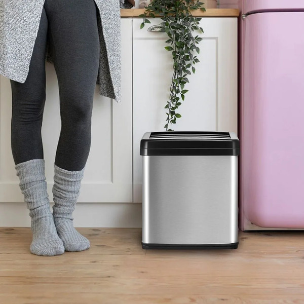 Сенсорное мусорное ведро Kitfort КТ-6806