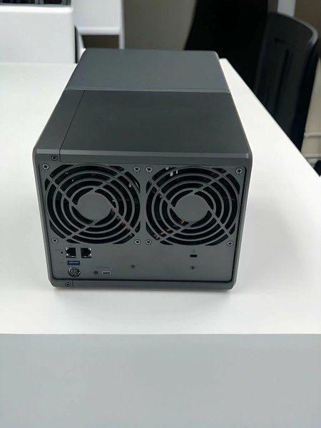 NAS сервер Synology DS925+