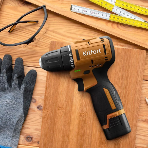Аккумуляторная дрель-шуруповерт Kitfort КТ-6504