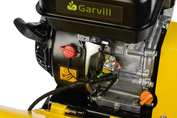 Садовый измельчитель бензиновый Garvill BSP-6250K