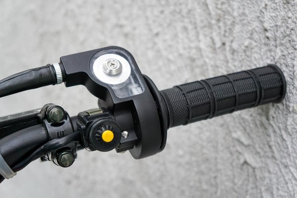 Мотоцикл BSE Z2 19/16 / B0Z2KA015GGH3