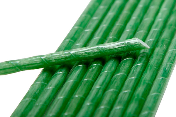 Опора для растений МагКомпозит Колышек садовый из арматуры д6мм 1.5м - фото