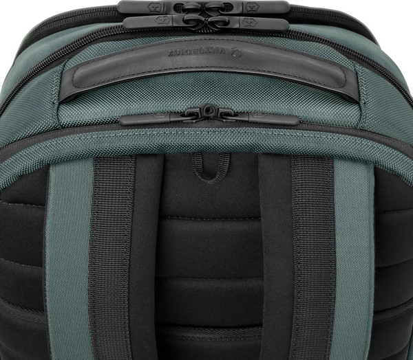 Рюкзак Victorinox Altmont Professional Compact Laptop / 653285
