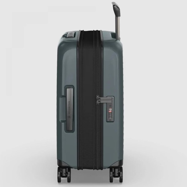 Чемодан на колесах Victorinox Airox Advanced / 653130