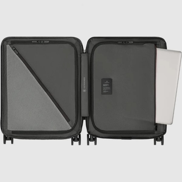 Чемодан на колесах Victorinox Airox Advanced / 653130