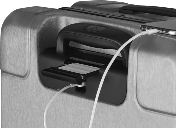 Чемодан на колесах Victorinox Lexicon Framed / 610536