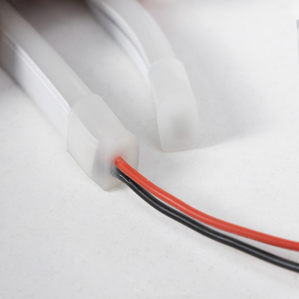 Заглушка для неона AKS проходная 6x12мм / 118 656