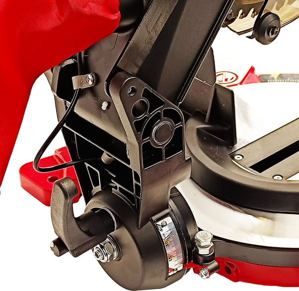 Торцовочная пила Elitech ПТ 1625