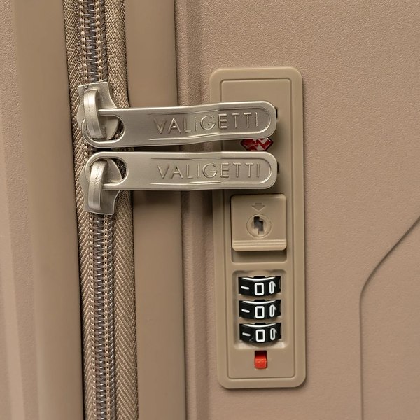 Чемодан на колесах Valigetti 344-8026/2-20COF