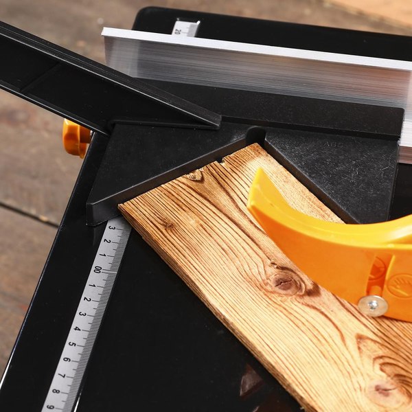 Циркулярный станок Deko DTS1100 / 084-1052