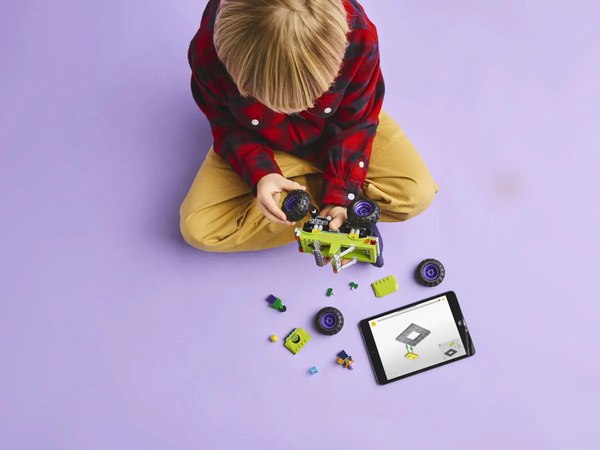 Конструктор Lego Монстр-трак Халка против Таноса / 76312