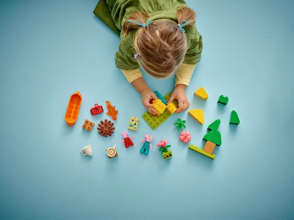 Конструктор Lego Duplo Поход Пеппы / 10452