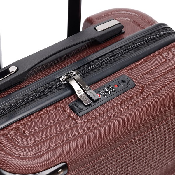 Чемодан на колесах Torber Onego T2081BS