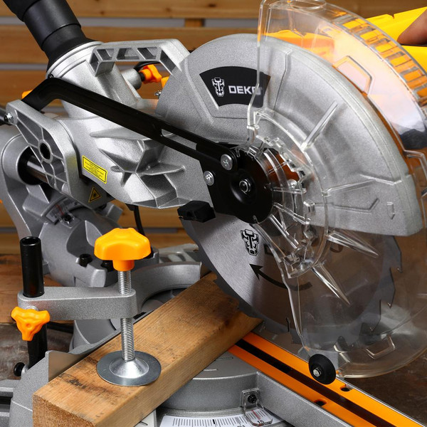 Торцовочная пила Deko DKMS255 Laser / 084-1029