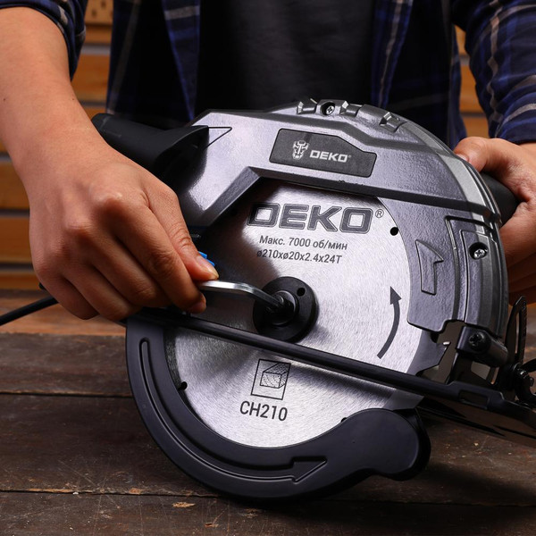 Дисковая пила Deko CSDK-2500 Pro / 085-1153