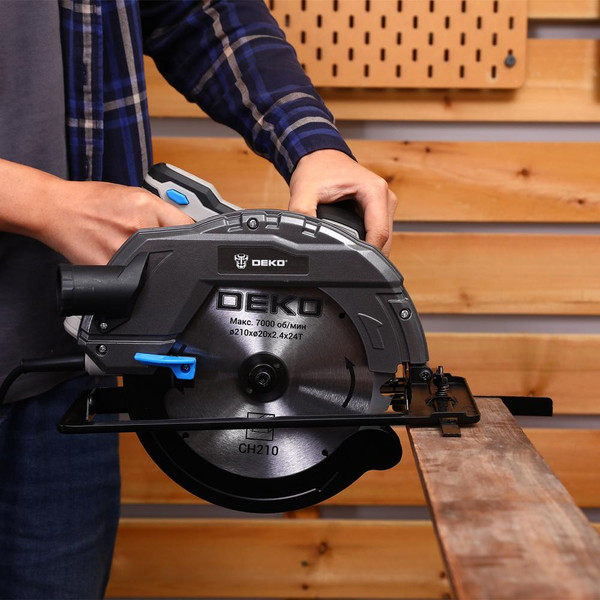 Дисковая пила Deko CSDK-2500 Pro / 085-1153