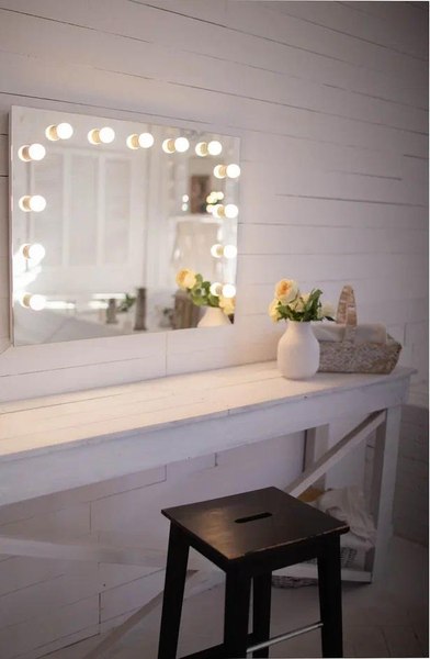 Зеркало Континент Гримерное Антураж 90х70