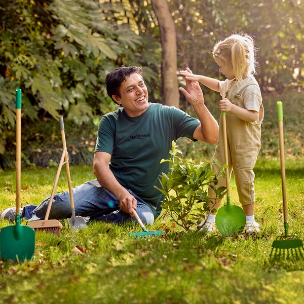Лопата игрушечная Hape Садовод совковая / E5589_HP