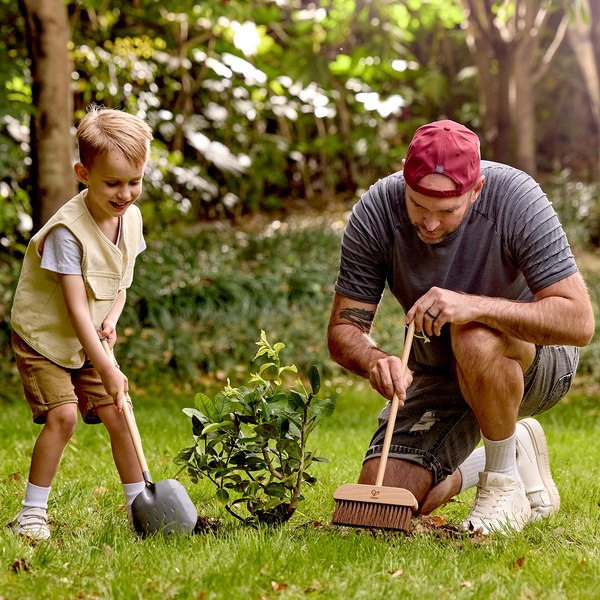 Лопата игрушечная Hape Садовод совковая / E5589_HP