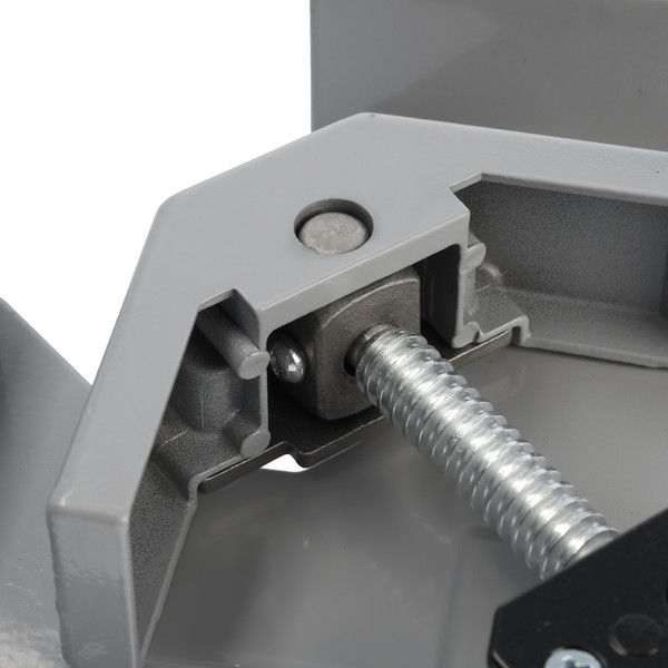 Струбцина Tundra 10702137