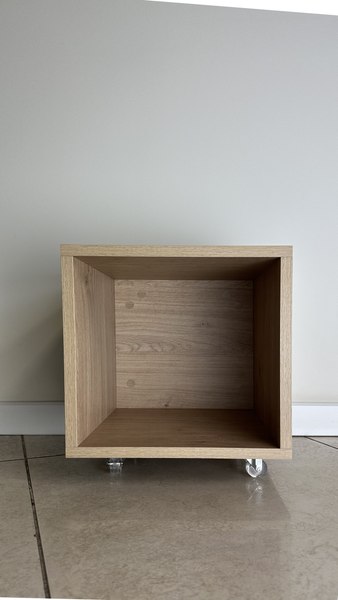 Журнальный столик ML Smart Group Ислочь 35x35x35см / Is_H3170ST12