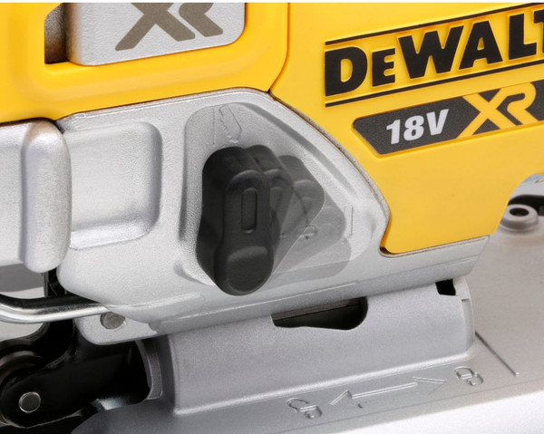 Профессиональный электролобзик DeWalt DCS334NT