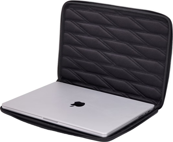 Чехол для ноутбука Thule Gauntlet 5 MacBook Sleeve 16 / TGSE2557BLK