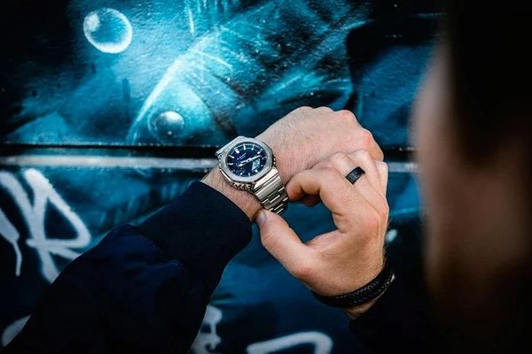 Часы наручные мужские Casio GM-2110D-2B