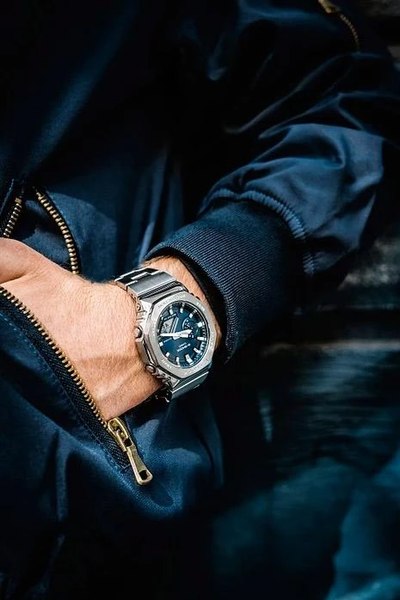 Часы наручные мужские Casio GM-2110D-2B