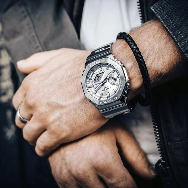 Часы наручные мужские Casio GM-2110D-7A