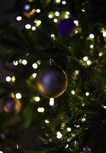 Ель искусственная Уральская ёлка и игрушка Лесная